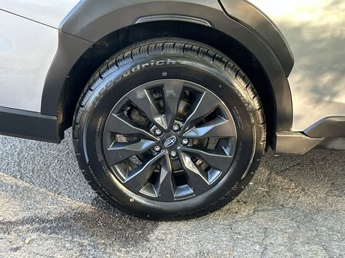 Certified 2023 Subaru Outback Onyx Edition XT AWD/4WD image 12