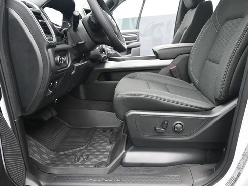 New 2025 RAM 1500 Big Horn image 10