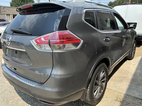 Used 2016 Nissan Rogue SL w/ SL Premium Package AWD/4WD image 4