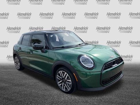 Used 2026 MINI Cooper 4-Door Hardtop FWD image 2