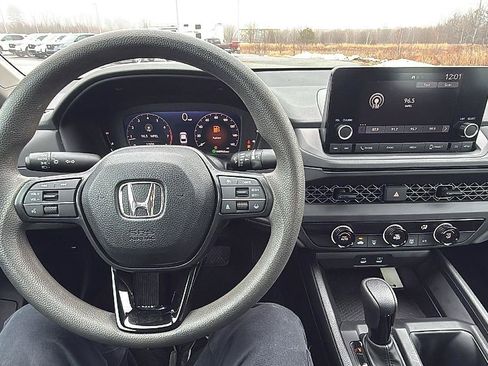 Used 2023 Honda Accord LX image 26