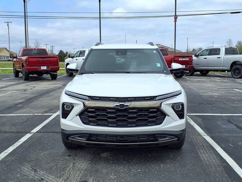 Used 2026 Chevrolet TrailBlazer ACTIV w/ Driver Confidence Package image 2