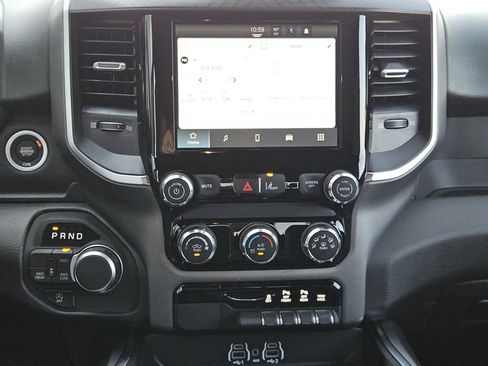 New 2026 RAM 1500 Express AWD/4WD image 12