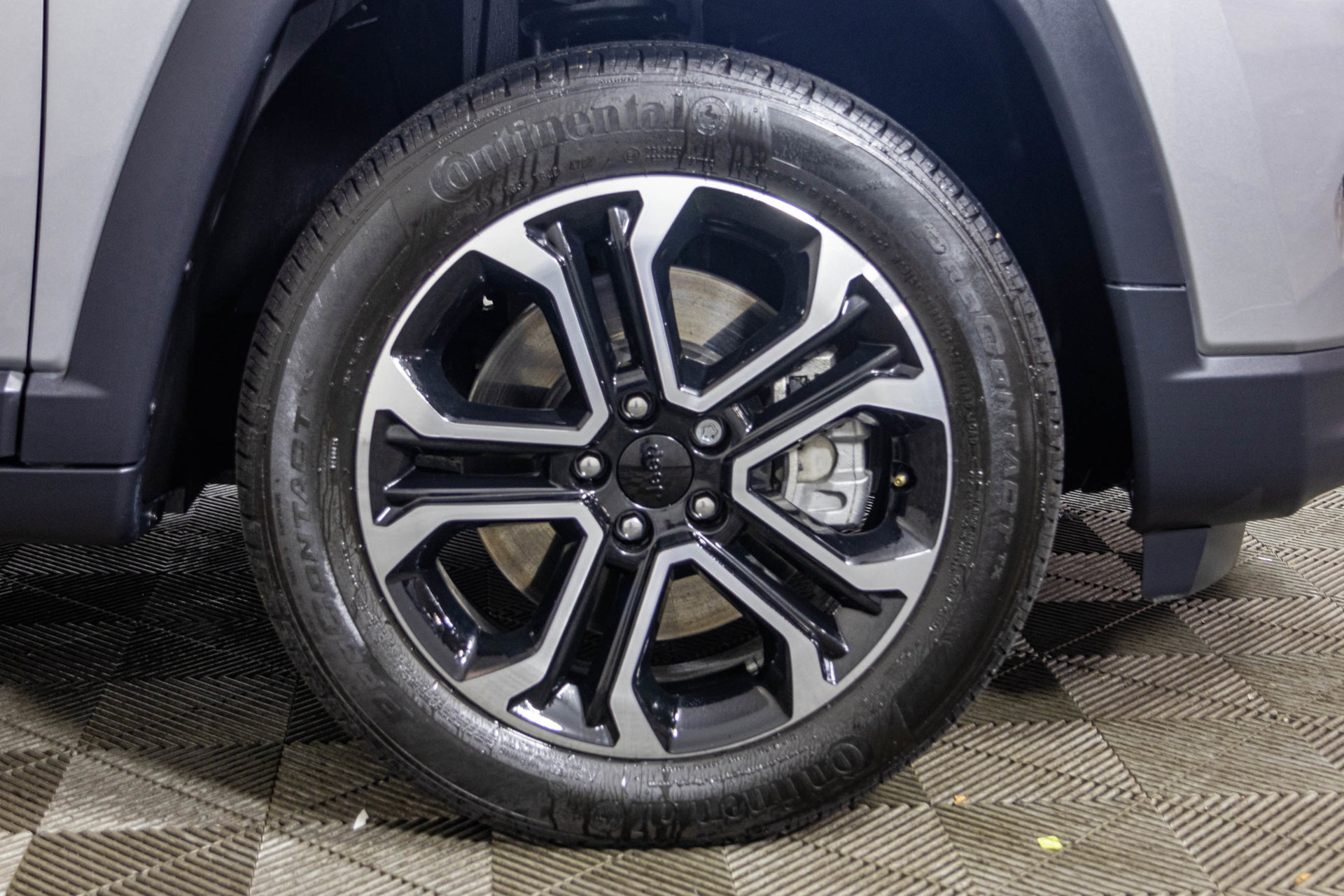 Used 2023 Jeep Compass Limited AWD/4WD image 51