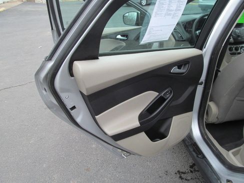 Used 2013 Ford Focus SE image 14