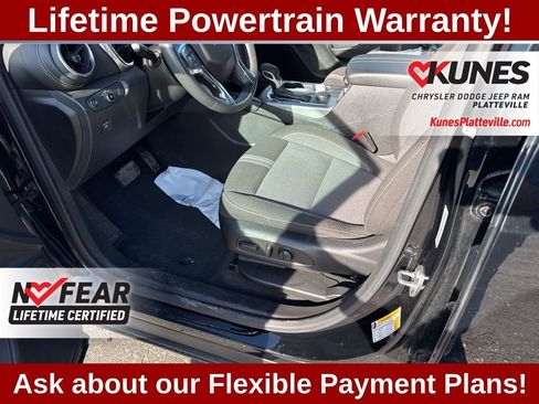 Used 2023 Chevrolet Blazer LT image 13