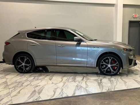 Used 2021 Maserati Levante S GranSport image 55