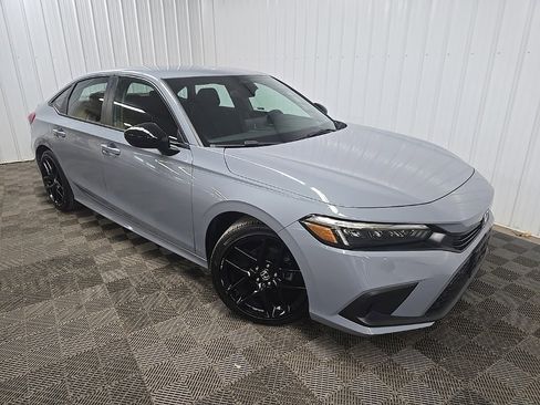 Used 2023 Honda Civic Sport image 7