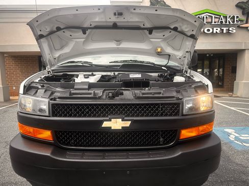 Used 2019 Chevrolet Express 2500 image 46