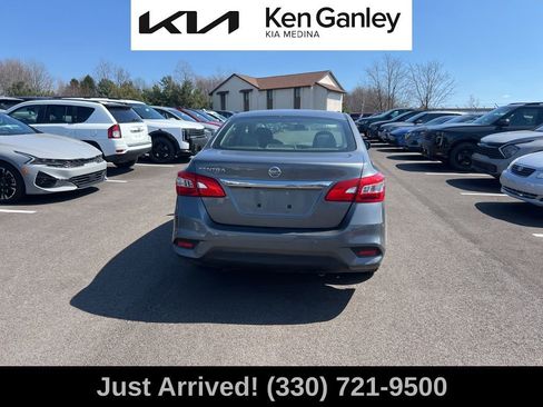 Used 2019 Nissan Sentra S image 6