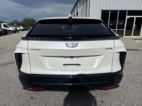 Used 2024 Cadillac Lyriq Sport RWD image 9