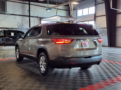 Used 2018 Chevrolet Traverse LT AWD/4WD image 4