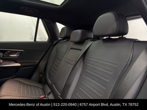 Used 2023 Mercedes-Benz GLC 300 4MATIC image 20