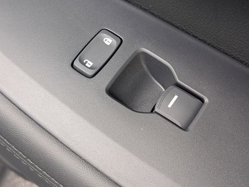 New 2026 Honda HR-V LX image 33