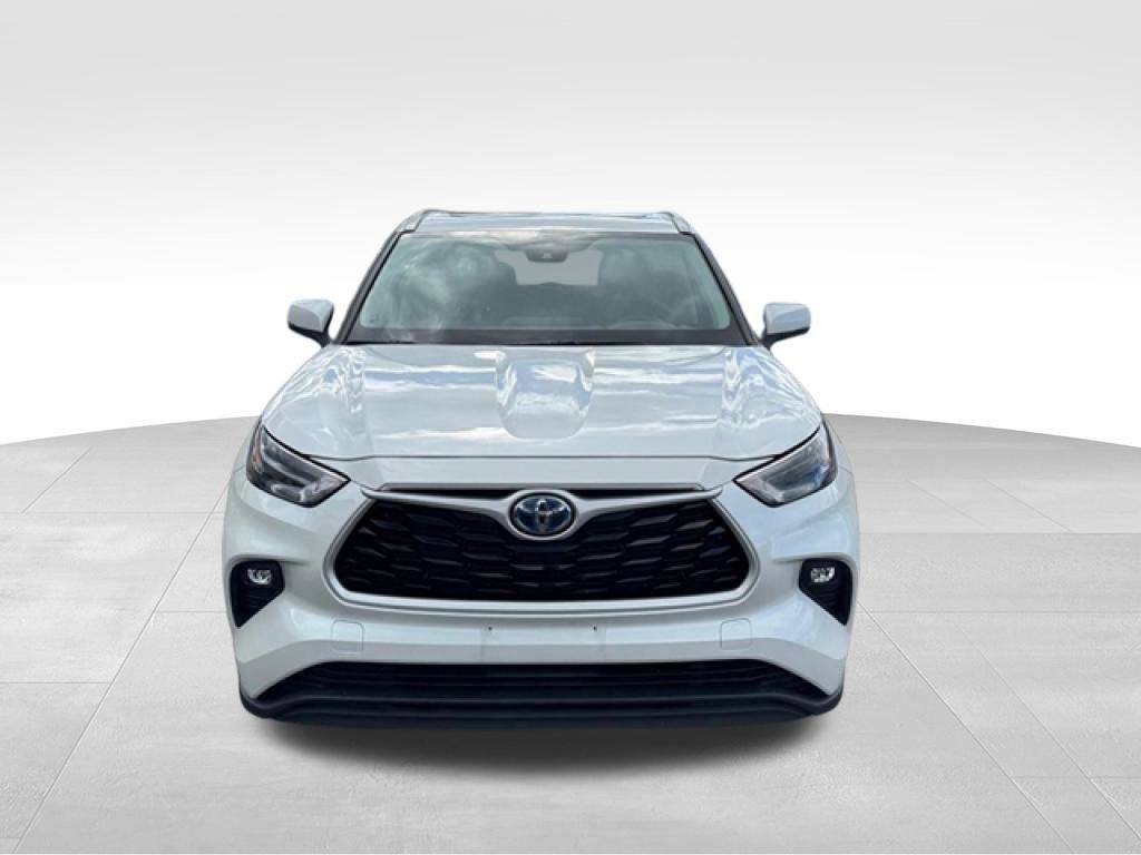 Used 2023 Toyota Highlander XLE FWD image 10