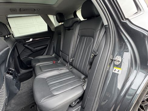 Used 2018 Audi Q5 2.0T Premium AWD/4WD image 28