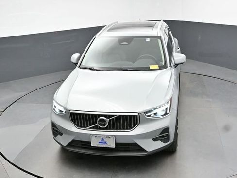 Used 2024 Volvo XC40 B5 Plus w/ Climate Package AWD/4WD image 19