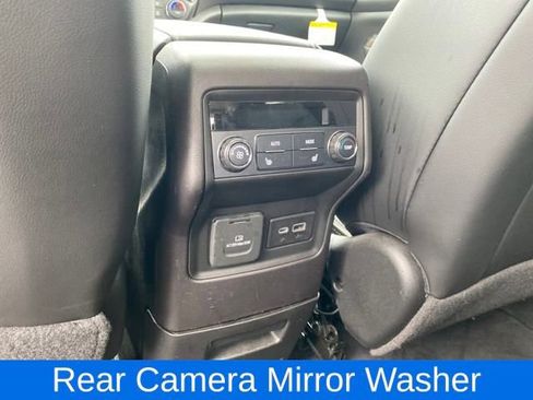 Certified 2022 GMC Acadia Denali w/ Denali Ultimate Package image 12