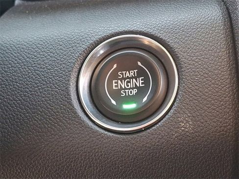 Certified 2025 GMC Acadia Elevation image 23