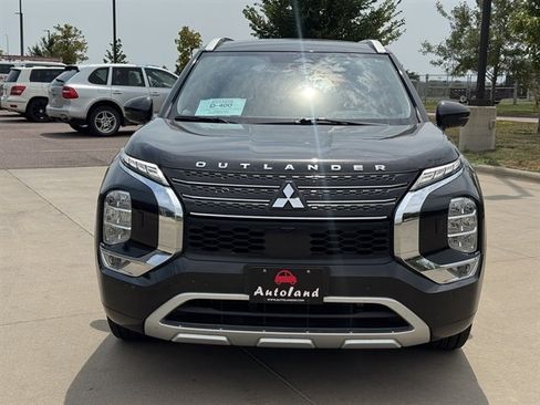 Used 2022 Mitsubishi Outlander SEL AWD/4WD image 2