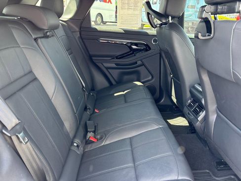 Used 2023 Land Rover Range Rover Evoque S AWD/4WD image 38