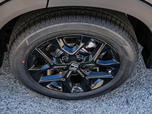 New 2025 Honda HR-V Sport image 9