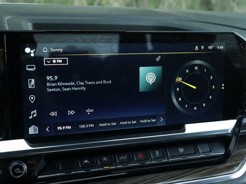 Used 2023 Chevrolet Silverado 1500 LT image 13