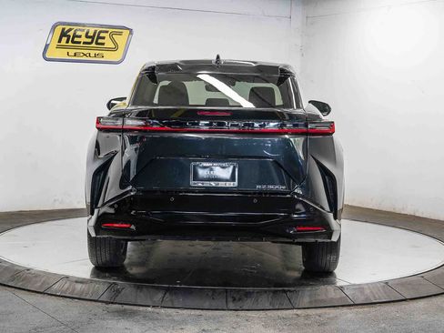 Used 2024 Lexus RZ 300e Premium FWD image 3