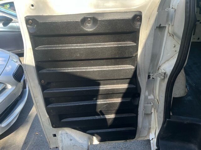 Used 2017 Chevrolet Express 2500 RWD image 8