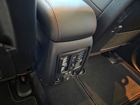 New 2026 Dodge Durango GT image 9