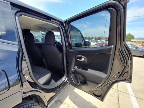 Used 2021 Jeep Renegade Sport AWD/4WD image 38