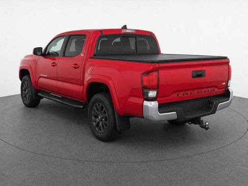 Used 2020 Toyota Tacoma SR5 RWD image 3
