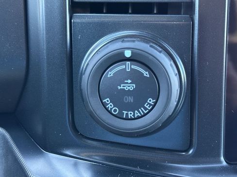 New 2026 Ford F250 Platinum image 38