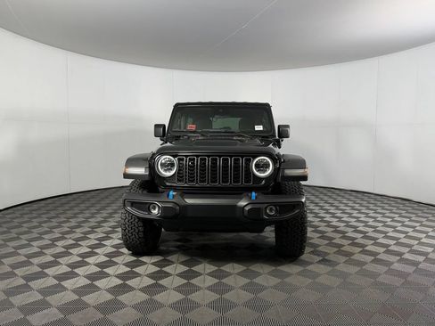 Used 2025 Jeep Wrangler Unlimited Rubicon 4xe w/ Safety Group AWD/4WD image 14