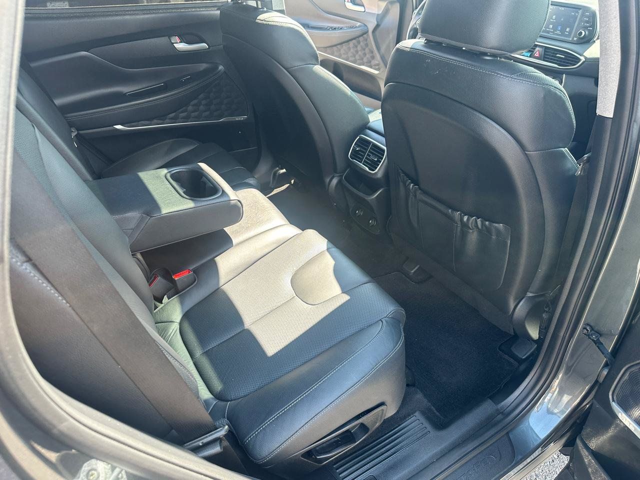 Used 2020 Hyundai Santa Fe SEL w/ Convenience + Premium Package AWD/4WD image 23