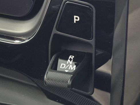 Certified 2025 Porsche Cayenne S AWD/4WD image 18