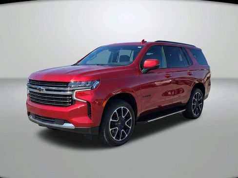 Used 2025 Chevrolet Tahoe RST w/ Advanced Technology Package AWD/4WD image 6