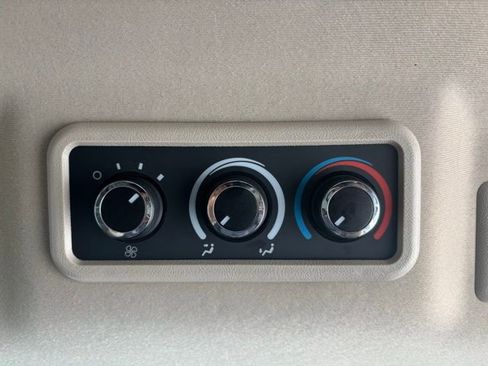 Used 2023 Chevrolet Express 3500 LS RWD image 21