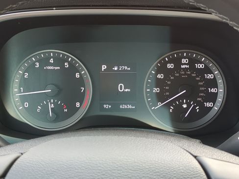 Used 2021 Hyundai Tucson Limited AWD/4WD image 22
