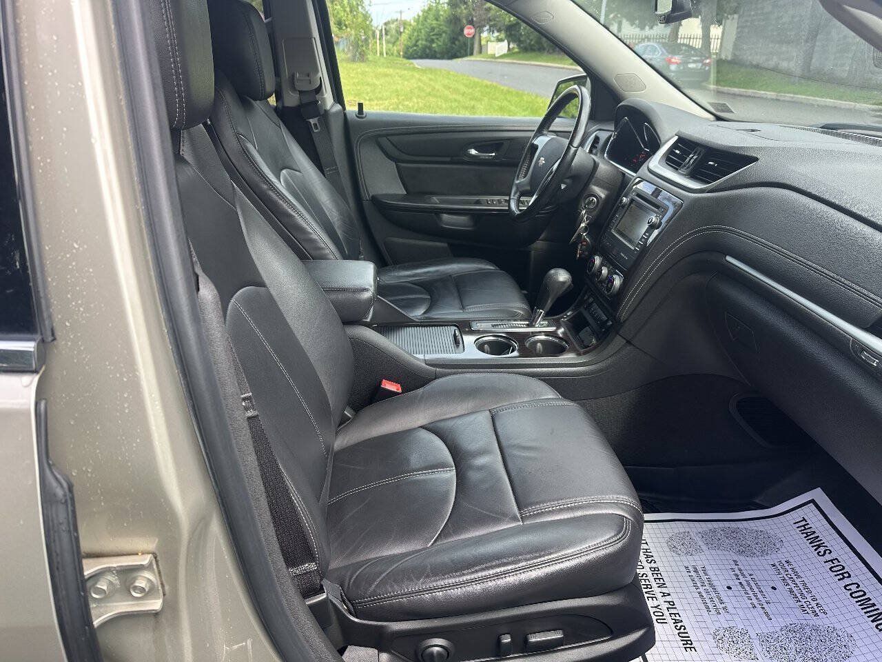Used 2016 Chevrolet Traverse LT AWD/4WD image 11