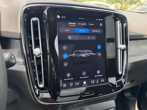 Certified 2023 Volvo XC40 Recharge Ultimate AWD/4WD image 17