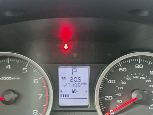 Used 2014 Subaru Forester 2.5i Premium w/ All-Weather Package image 18