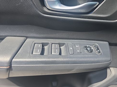 Used 2024 Honda CR-V Sport image 26