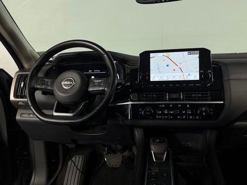 Used 2022 Nissan Pathfinder Platinum w/ Lighting Package (N92) image 13