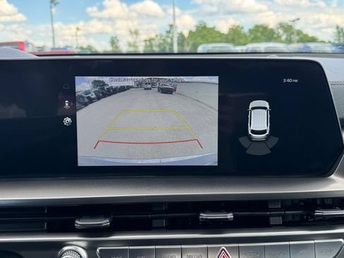 Certified 2024 Kia Telluride S w/ S Sunroof Package AWD/4WD image 18