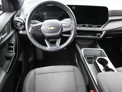 Certified 2025 Chevrolet Equinox LT image 13