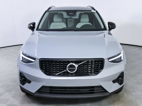 New 2026 Volvo XC40 B5 Plus w/ Protection Package Premier AWD/4WD image 34