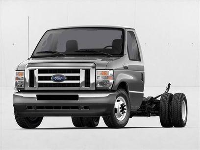Used 2022 Ford E-450 and Econoline 450 Super Duty w/ Power Windows & Locks Group