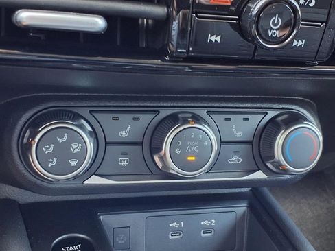 New 2025 Nissan Kicks SV w/ SV Premium Package image 20