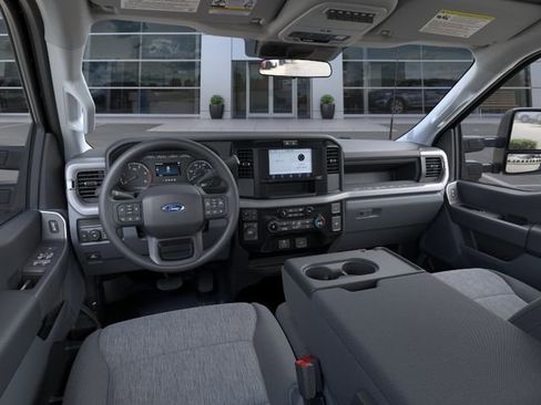 New 2026 Ford F450 XL w/ 360-Degree Camera Package AWD/4WD image 9
